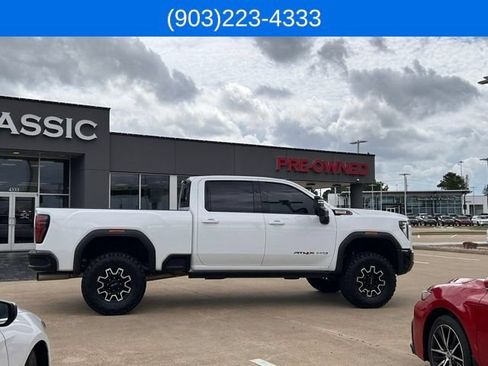 Used 2025 GMC Sierra 2500 AT4X AWD/4WD image 15