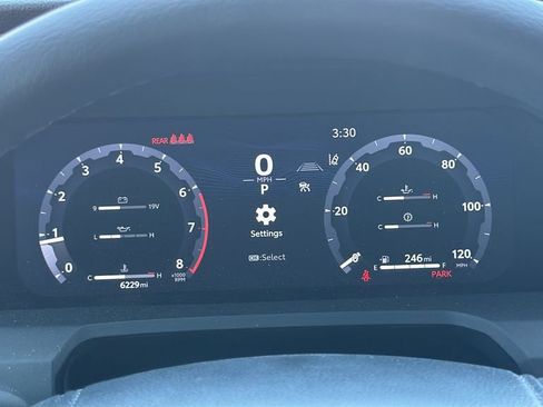 Used 2024 Toyota Tacoma TRD Off-Road w/ TRD Off Road Upgrade Package image 17