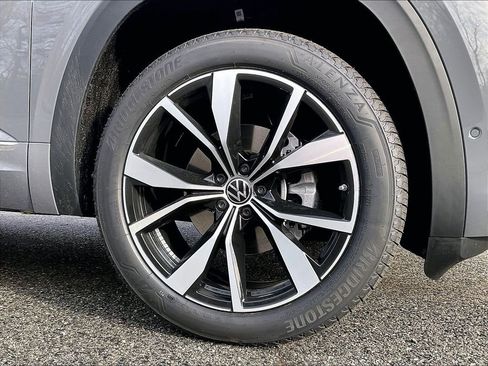 New 2026 Volkswagen Atlas SEL Premium R-Line AWD/4WD image 7