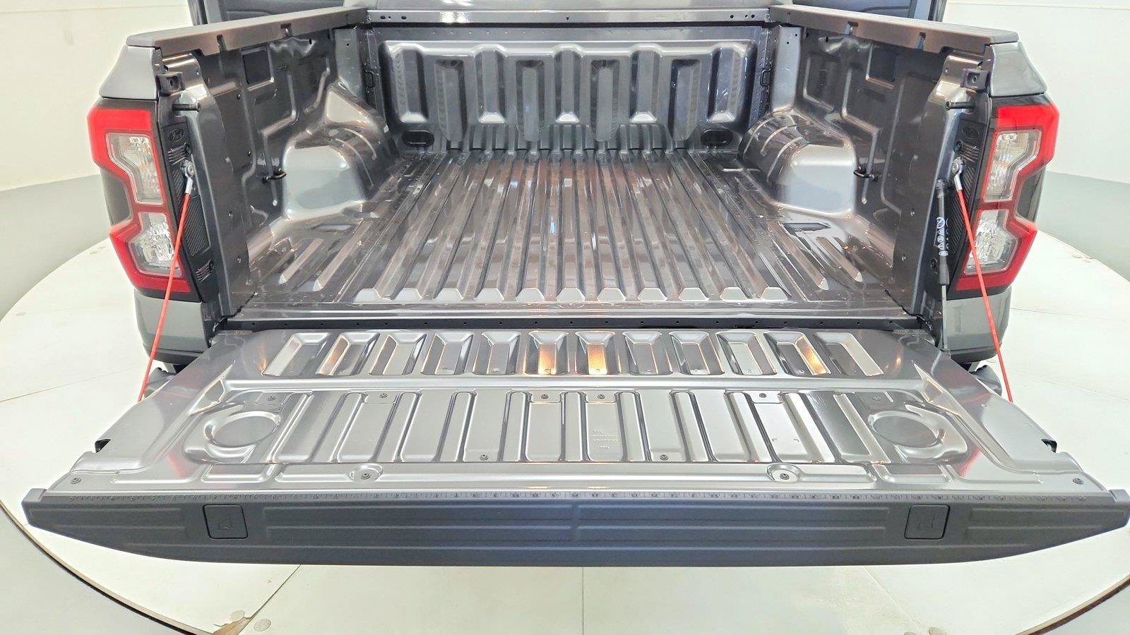 New 2026 Ford Ranger XLT w/ Equipment Group 301A High AWD/4WD image 12