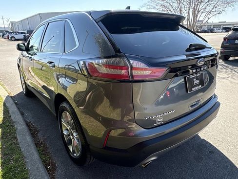 Used 2024 Ford Edge Titanium image 3