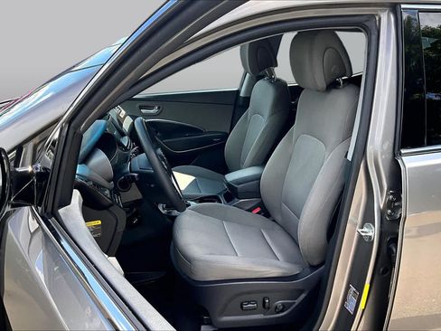 Used 2018 Hyundai Santa Fe Sport w/ 2.4L Value Package 02 AWD/4WD image 9