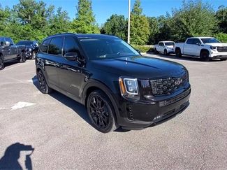 Used 2022 Kia Telluride SX w/ Nightfall Edition Package video 2