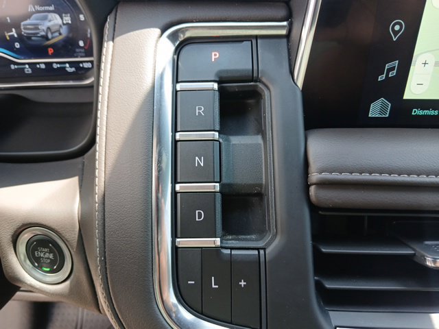 Used 2024 Chevrolet Tahoe Z71 w/ Luxury Package AWD/4WD image 44