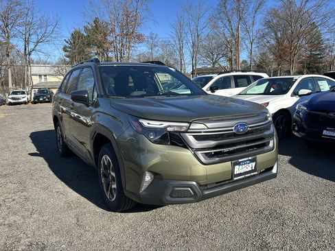 New 2026 Subaru Forester Premium AWD/4WD image 2