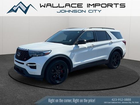Used 2021 Ford Explorer ST w/ Equipment Group 401A AWD/4WD image 2