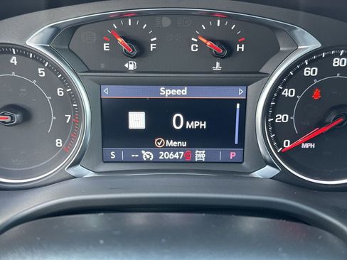 Certified 2023 GMC Acadia AT4 w/ Preferred Package image 12