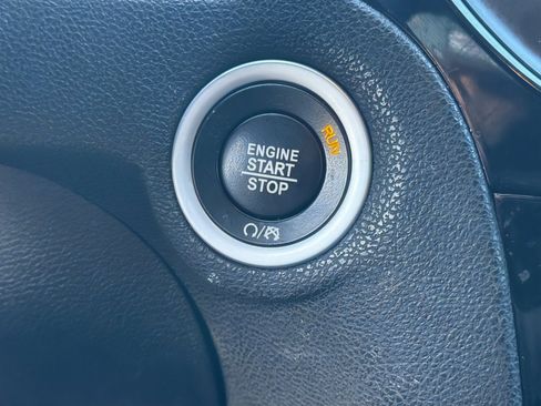 Used 2022 Chrysler 300 S w/ Safetytec Plus Group image 26