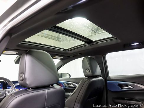 New 2026 Chevrolet Equinox EV LT image 11