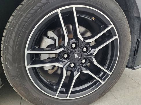 Used 2022 Ford Mustang Premium RWD image 31