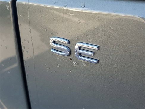 Certified 2025 Volkswagen Atlas Peak Edition SE image 6