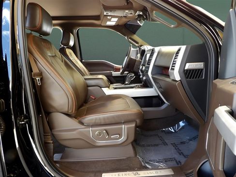 Used 2017 Ford F150 King Ranch w/ Equipment Group 601A Luxury image 17