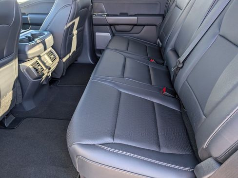 New 2025 Ford F150 Lariat w/ Equipment Group 501A Mid image 25