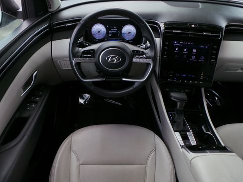 Used 2023 Hyundai Tucson SEL w/ Convenience Package FWD image 16