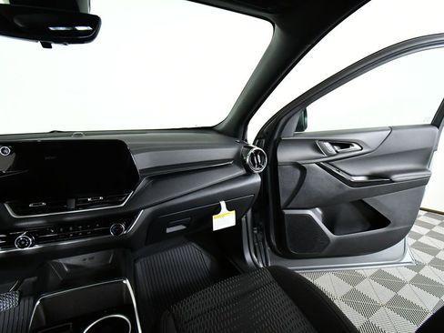 New 2026 Chevrolet Equinox LT w/ Safety and Technology Package AWD/4WD image 20