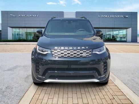 Used 2026 Land Rover Discovery Limited Edition AWD/4WD image 2