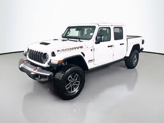 New 2026 Jeep Gladiator Mojave w/ Technology Group AWD/4WD video 3