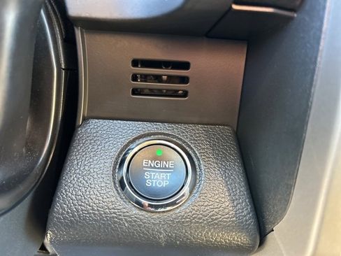 Used 2022 Ford F350 Lariat w/ Lariat Ultimate Package image 24