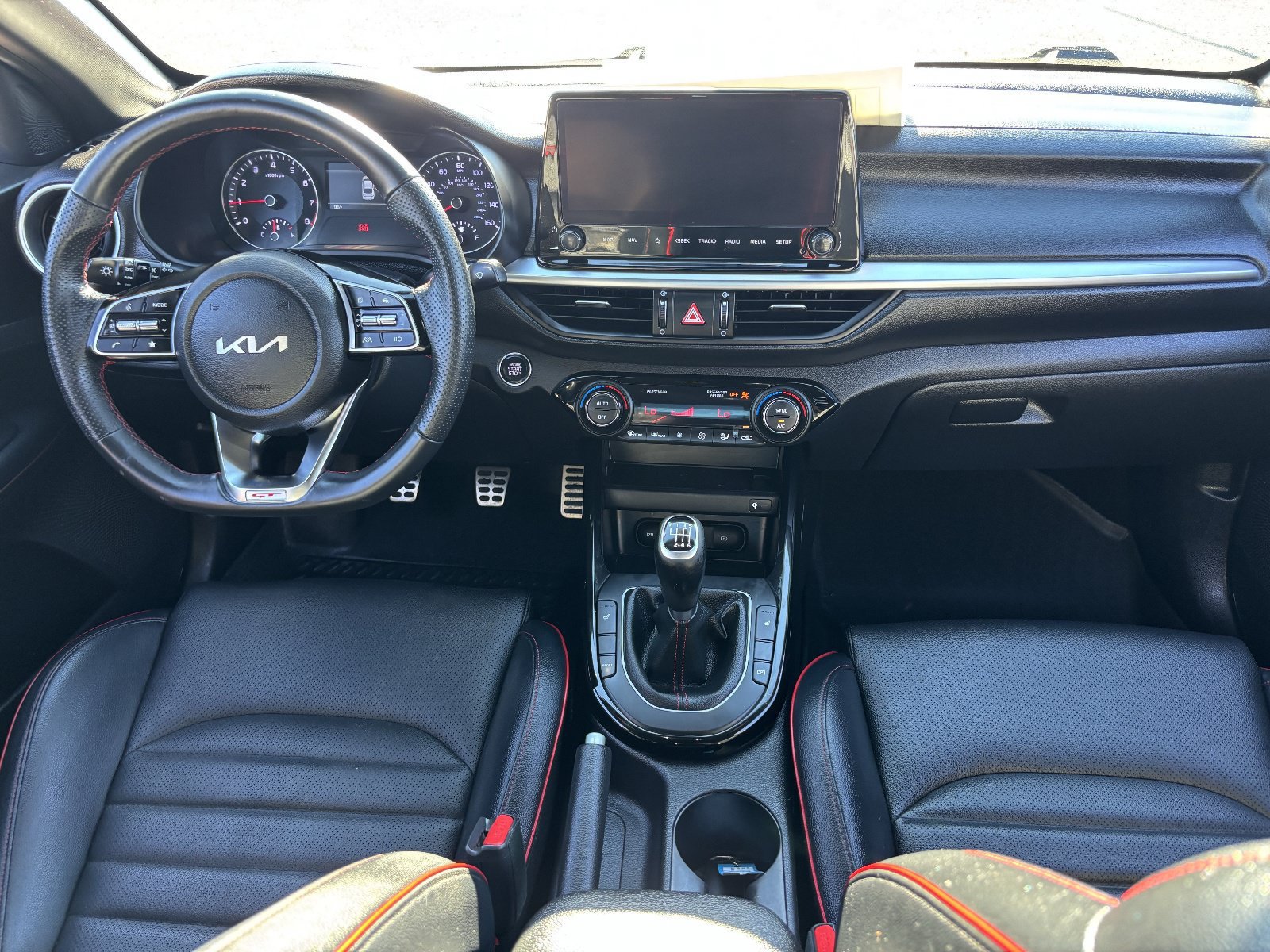 Used 2023 Kia Forte GT FWD image 15