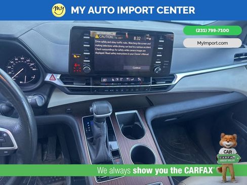 Used 2022 Toyota Sienna XLE AWD/4WD image 10