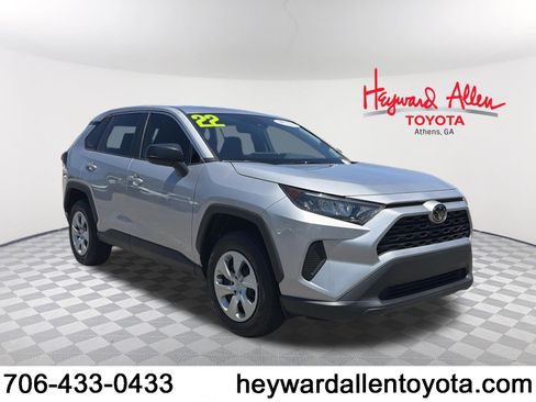 Certified 2022 Toyota RAV4 LE FWD image 1