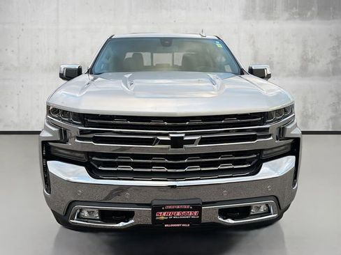 Used 2019 Chevrolet Silverado 1500 LTZ w/ LTZ Premium Package image 2