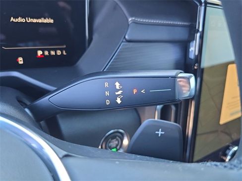 New 2026 GMC Acadia Elevation image 25