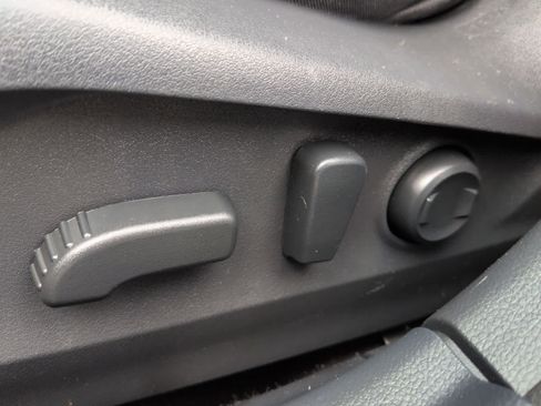 Certified 2022 Subaru Outback Premium image 18