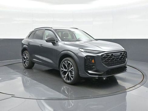 New 2026 Audi Q3 quattro 2.0T AWD/4WD image 1