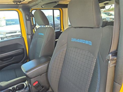 Used 2021 Jeep Wrangler Unlimited Islander image 20