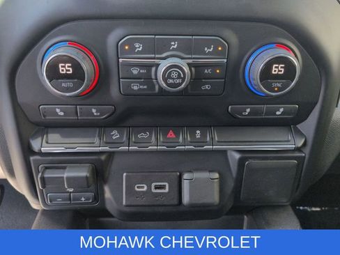 Used 2021 Chevrolet Silverado 1500 LT Trail Boss AWD/4WD image 19