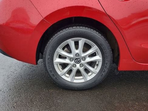 Used 2016 MAZDA MAZDA3 i Sport w/ Preferred Equipment Package image 9