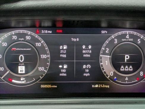 Used 2020 Land Rover Range Rover Velar R-Dynamic S image 11