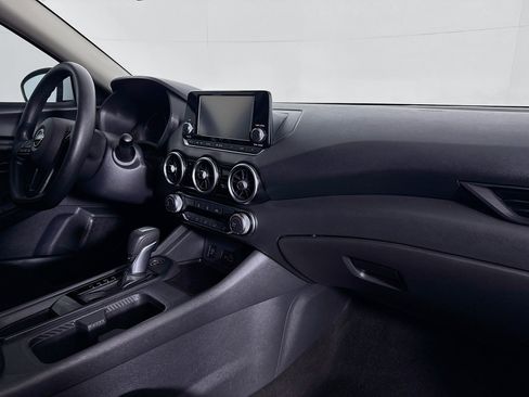 Used 2024 Nissan Sentra S image 29