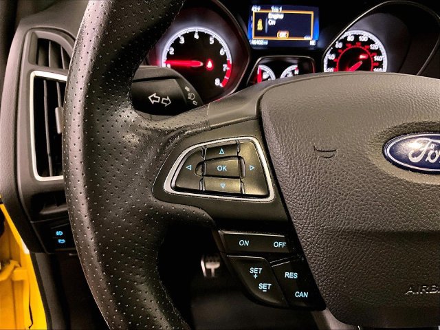 Used 2018 Ford Focus ST w/ Equipment Group 402A FWD image 17