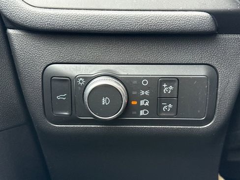 Certified 2021 Ford Escape Titanium w/ Titanium Elite Package image 23