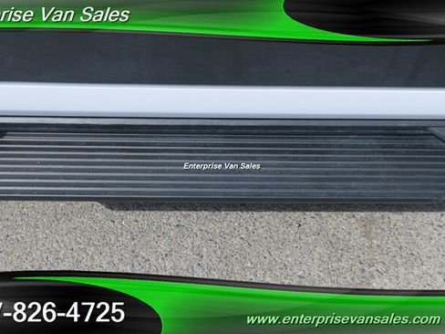 Used 2023 Ford Transit 350 XLT RWD image 11