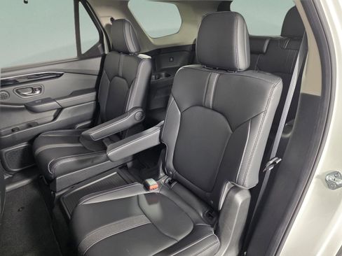 Used 2023 Honda Pilot EX-L image 19