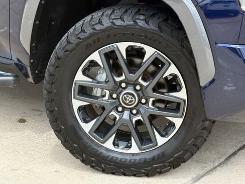 Used 2023 Toyota Tundra Limited AWD/4WD image 2