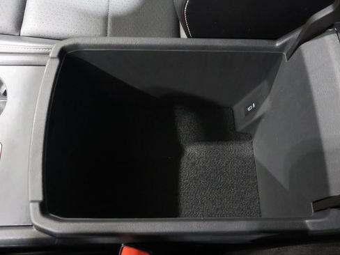 Used 2021 Volkswagen Atlas SE image 32