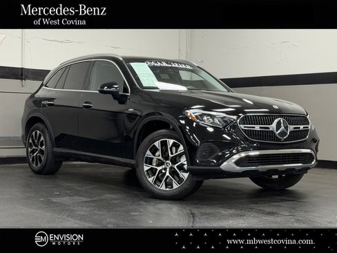 Used 2025 Mercedes-Benz GLC 350e 4MATIC image 1