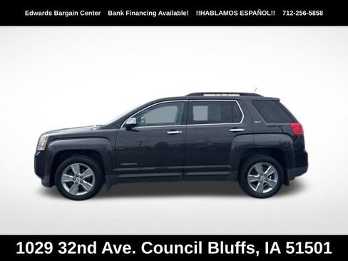 Used 2015 GMC Terrain SLT w/ Chrome Appearance Package FWD image 4