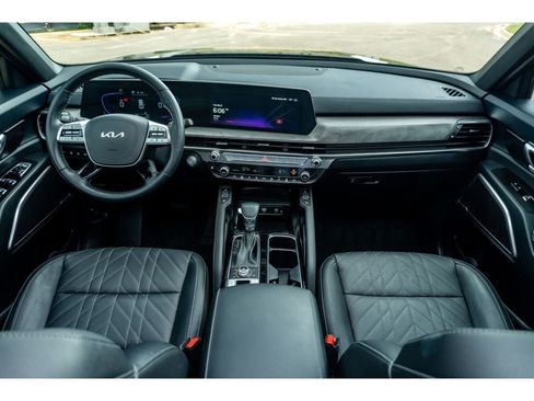 Used 2025 Kia Telluride AWD image 21