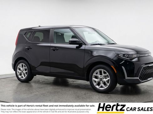 Used 2025 Kia Soul LX w/ LX Technology Package image 1