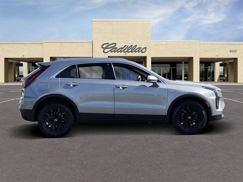 Certified 2025 Cadillac XT4 Premium Luxury image 4