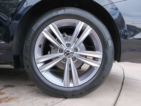 Used 2022 Volkswagen Jetta SE FWD image 39