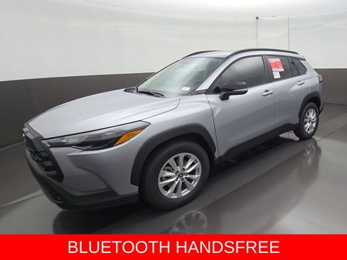 New 2026 Toyota Corolla Cross LE FWD image 3