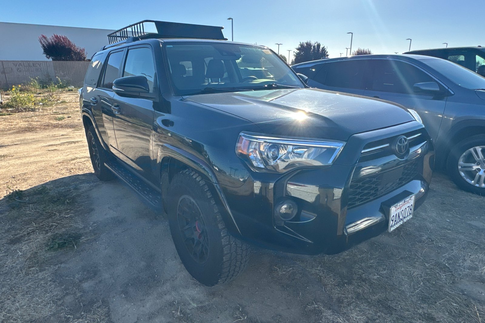 Used 2022 Toyota 4Runner SR5 Premium RWD image 2