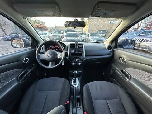 Used 2014 Nissan Versa SV image 14