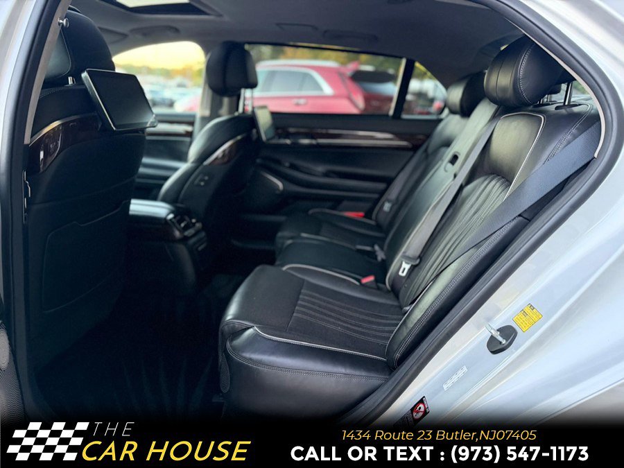 Used 2018 Genesis G90 5.0 Ultimate AWD/4WD image 17